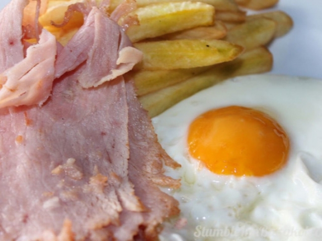Ham,egg and chips